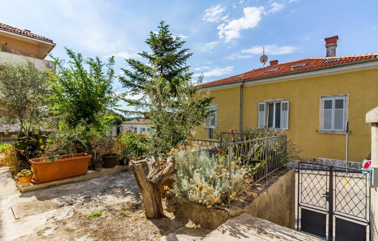 Pula Apartment Eksteriør bilde