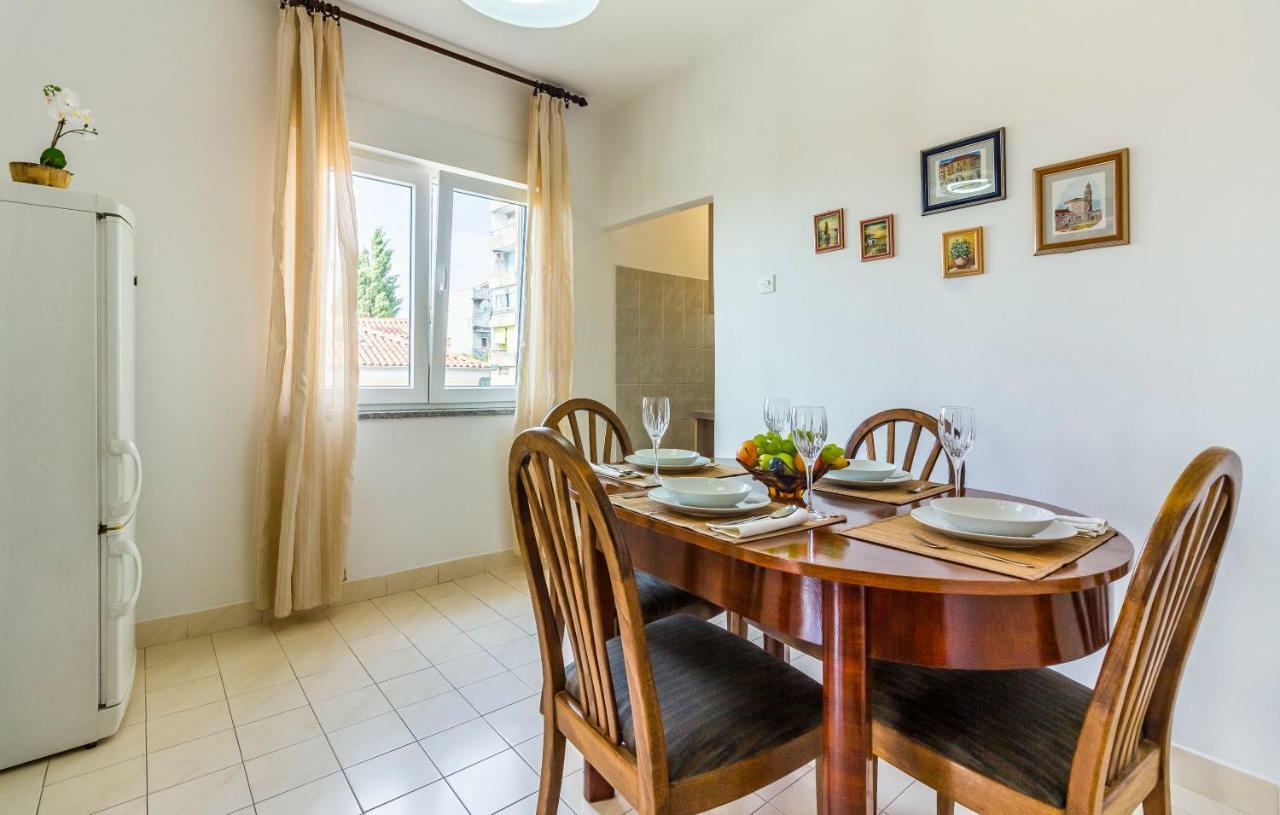 Pula Apartment Eksteriør bilde